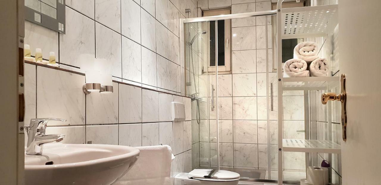 קלן Hotel Buergerhof מראה חיצוני תמונה